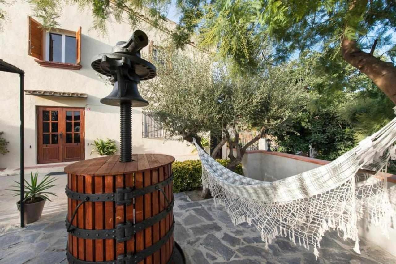 Masia Can Tramontana Guest House Tiana Exterior photo